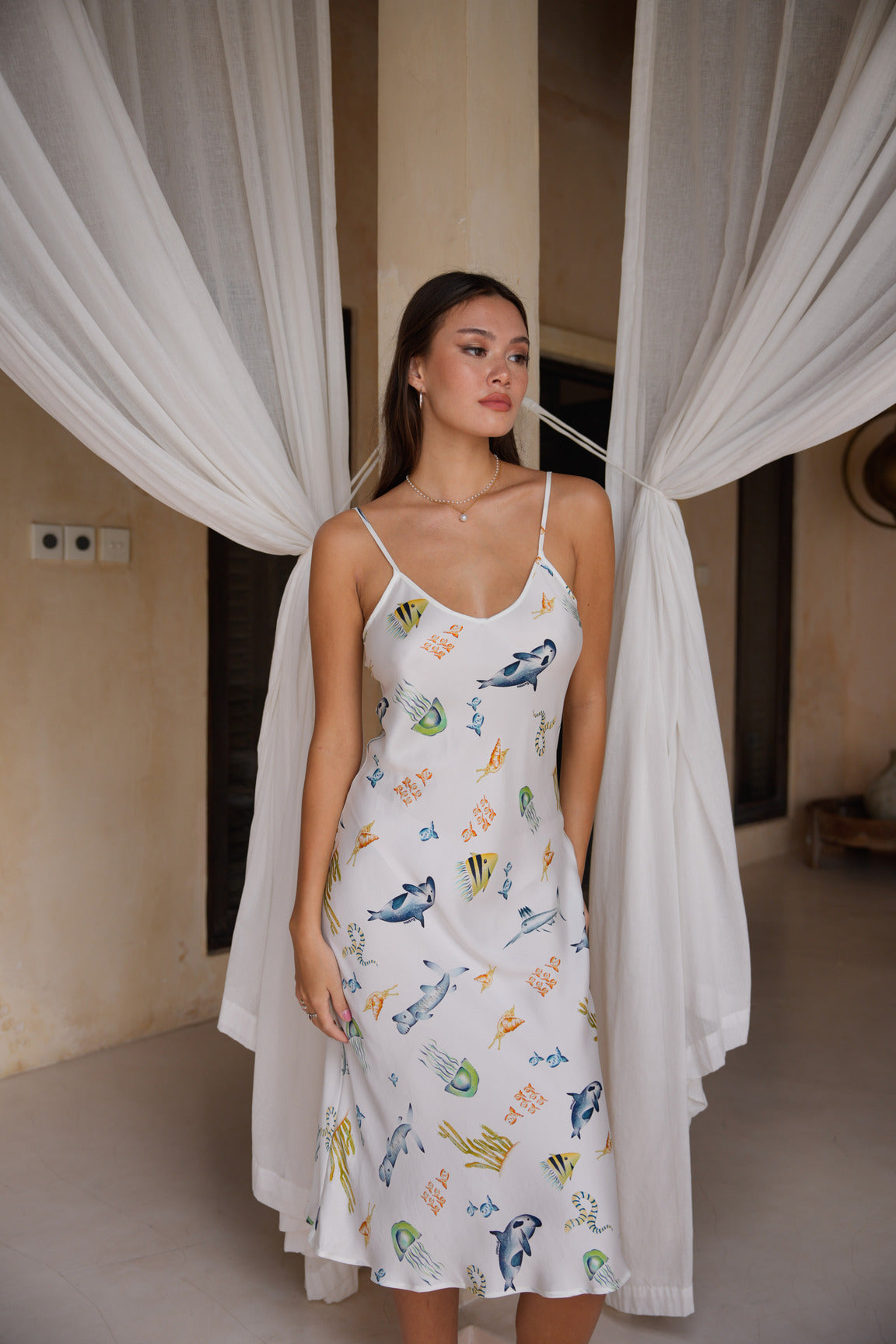 Seaworld White Midi Dress